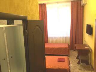 Гостиница Маяк Нижний Новгород Двухместный номер с 2 отдельными кроватями-1